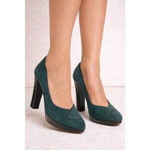 DKNY  Green Suede Platform Heels Shoes Made in Italy Women’s Size 10